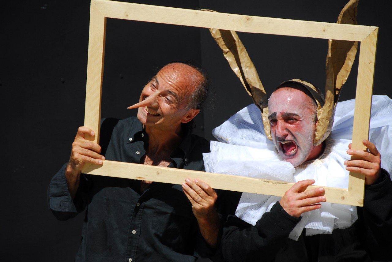 Fig. 1. Compagnia della Fortezza, Pinocchio. Lo Spettacolo della Ragione, regia&nbsp;di Armando Punzo (Casa di Reclusione di Volterra, 2007), foto di Stefano Vaja
