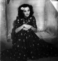 Fig. 1 Doris Duranti in Carmela (1942) di Flavio Calzavara
