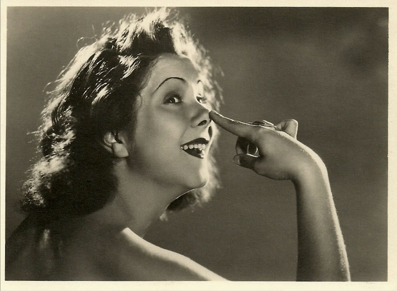 Fig. 4 Lilia Silvi in un ritratto fotografico di Bragaglia
