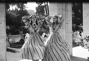 Maria Mercader e Carla Del Poggio nel film Un garibaldino al convento di Vittorio De Sica, 1942
