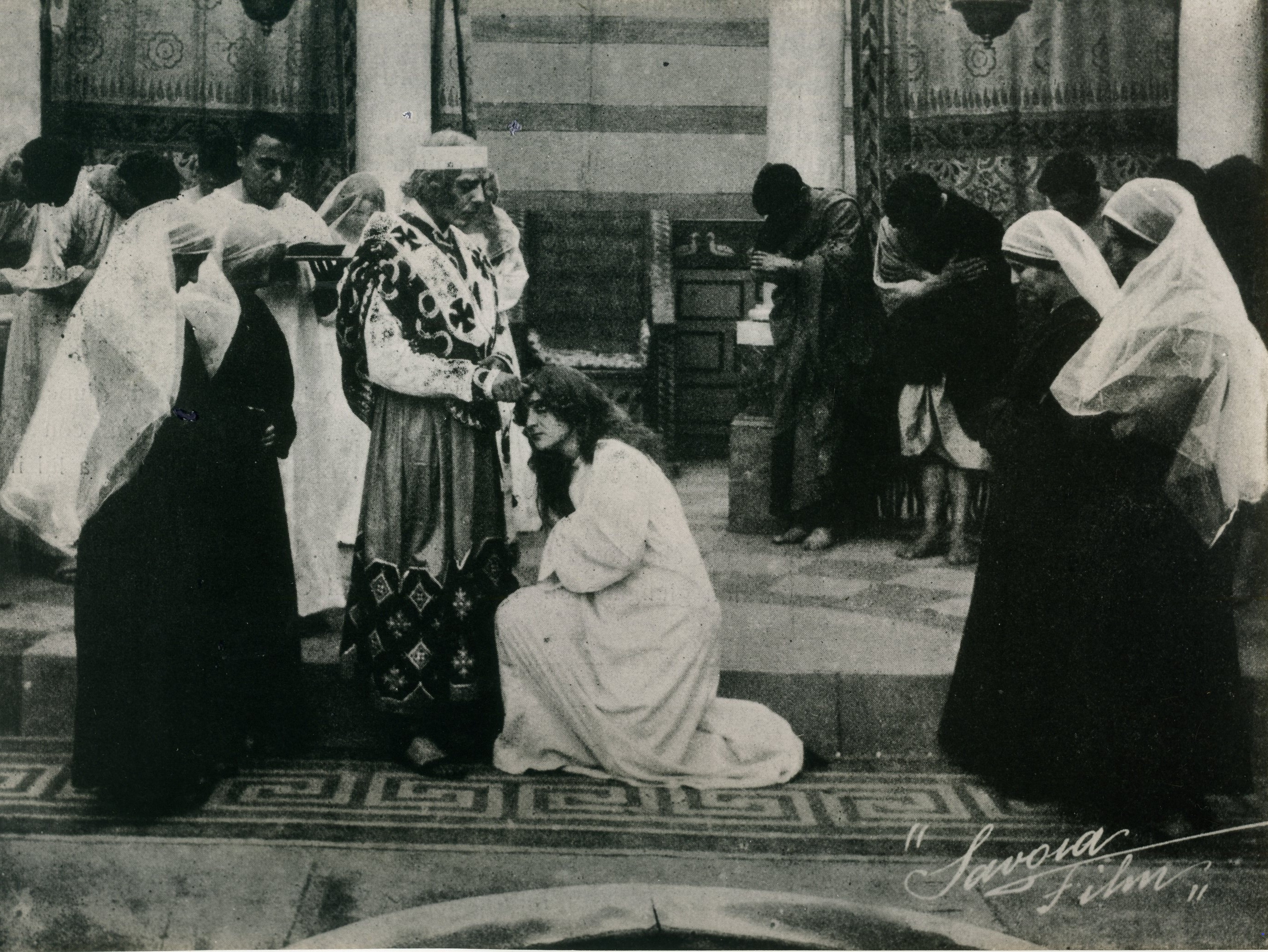 Una scena da In hoc signo vinces! di Nino Oxilia, Savoia film,1913. Collezione Fondo Turconi, Pavia
