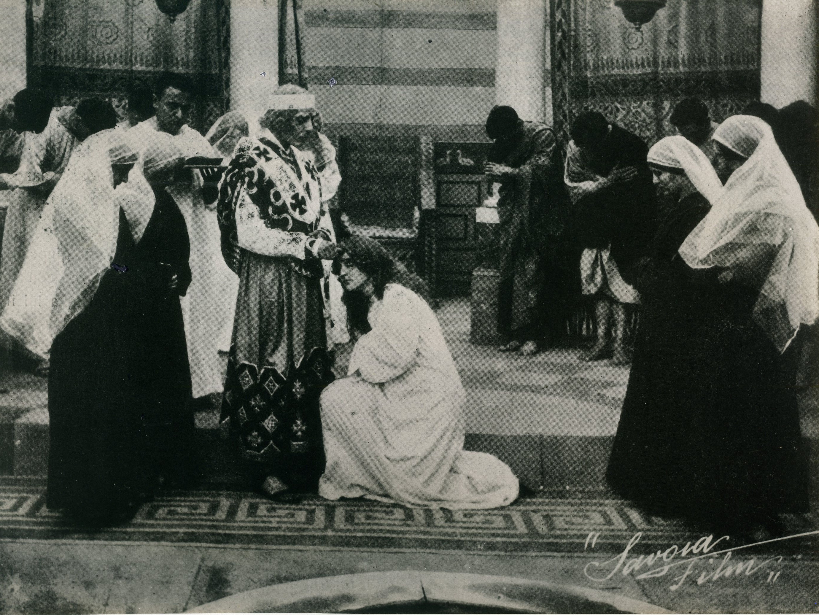 Una scena da In hoc signo vinces! di Nino Oxilia, Savoia film,1913. Collezione Fondo Turconi, Pavia
