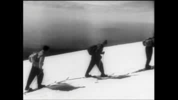 fig. 1 Ugo Saitta, L&rsquo;Etna &egrave; bianco, 1947, &copy; Filmoteca Regionale Siciliana (CRICD)
