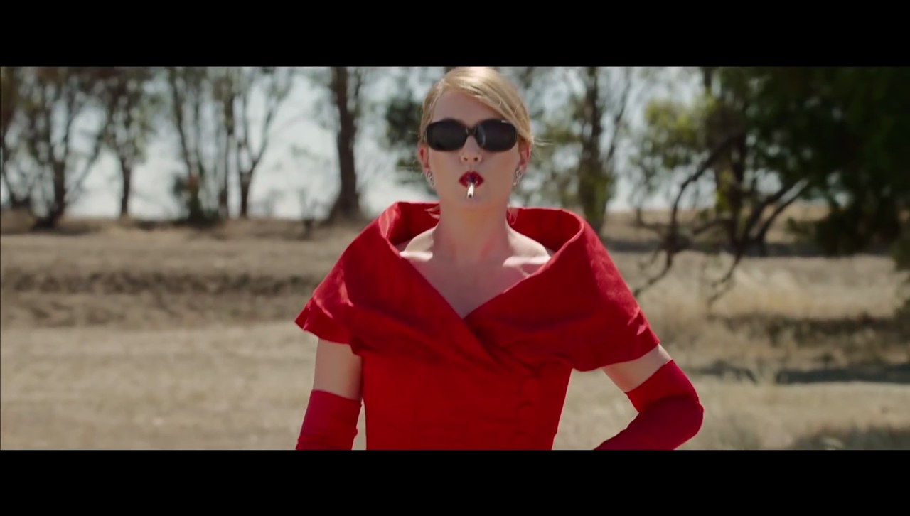 Kate Winslet nel film The Dressmaker di Joselyn Moorhouse, 2015
