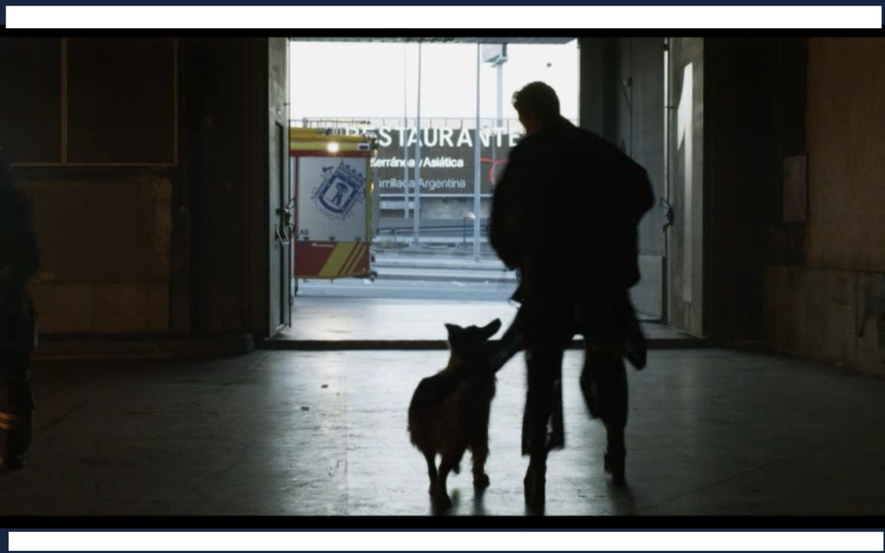 Fig. 6: Screenshot da terzi del film The Human Voice (2020), regia di Pedro Almod&oacute;var.

