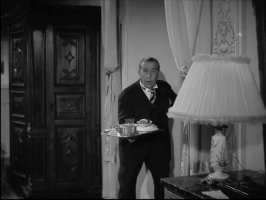 Fig. 4: Screenshot da terzi del film Il birichino di pap&agrave; (di Raffaello Matarazzo, 1943)
