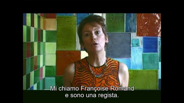Th&egrave;me Je (Fran&ccedil;oise Romand, 2004), autopresentazione. Screenshot da terzi del film.
