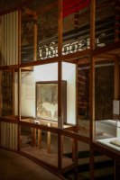 Fig. 3 Allestimento della mostra Penelope, a cura di Alessandra Sarchi e Claudio Franzoni (Roma, Parco archeologico del Colosseo, 19 settembre 2024-19 gennaio 2025). Foto di &copy;Studio Zabalik &copy;Electa
