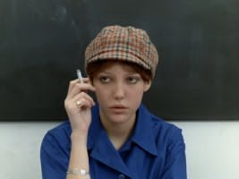 Anne Wiazemsky in un fotogramma di La chinoise (1967) di Jean-Luc Godard
