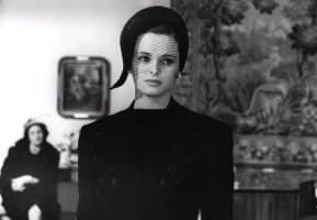 Fig. 2 Lucia Bos&egrave; in &ldquo;Cronaca di un amore&rdquo; di Michelangelo Antonioni (1950)
