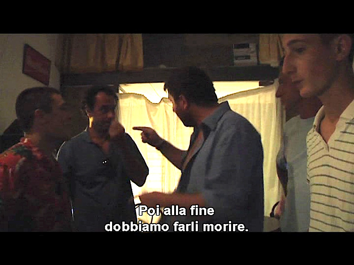 Una scena di&nbsp;Gomorra. Cinque storie brevi, di Melania Cacucci (2008)
