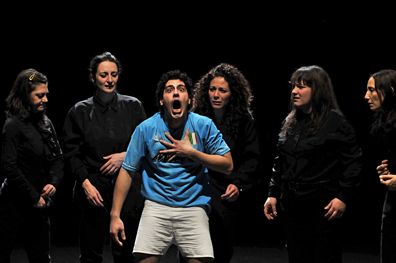 Emma Dante, Le sorelle Macaluso, 2014, foto Carmine Maringola Emma Dante, Le sorelle Macaluso, 2014, foto Carmine Maringola