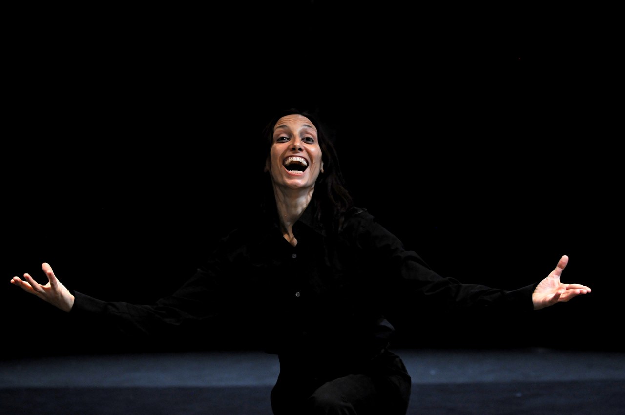 Emma Dante, Le sorelle Macaluso, 2014, foto Carmine Maringola Emma Dante, Le sorelle Macaluso, 2014, foto Carmine Maringola