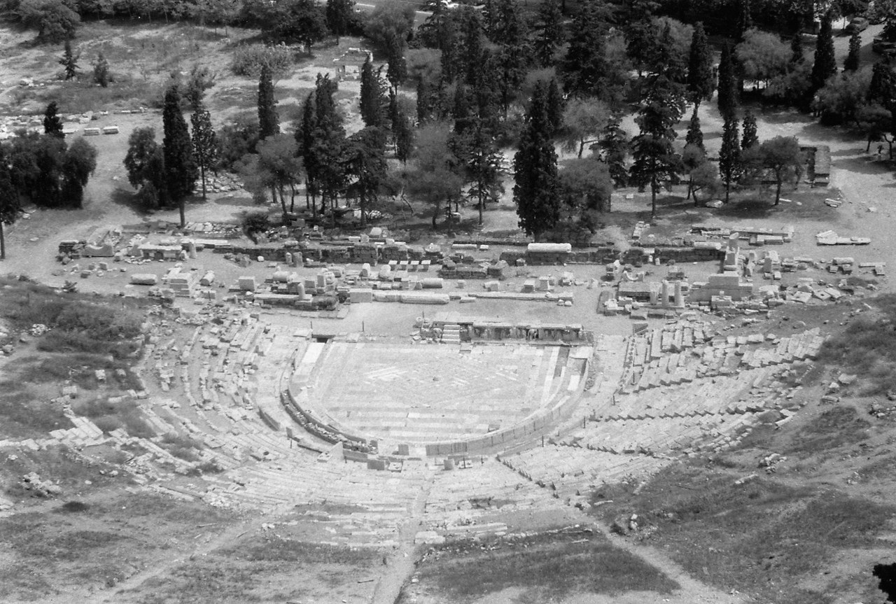Rovine di un teatro greco Rovine di un teatro greco