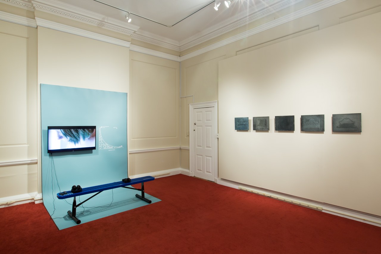 Young Italians, veduta espositiva della mostra, Sala II: a sinistra Danilo Correale, The Surface of My Eye is Deeper Than The Ocean, 2011; a destra Silvia Giambrone, Testiere, 2015. Photo-credit: Alexa Hoyer © 2018. Courtesy Magazzino Italian Art Foundation, Cold Spring (New York) Young Italians, veduta espositiva della mostra, Sala II: a sinistra Danilo Correale, The Surface of My Eye is Deeper Than The Ocean, 2011; a destra Silvia Giambrone, Testiere, 2015. Photo-credit: Alexa Hoyer © 2018. Courtesy Magazzino Italian Art Foundation, Cold Spring (New York)