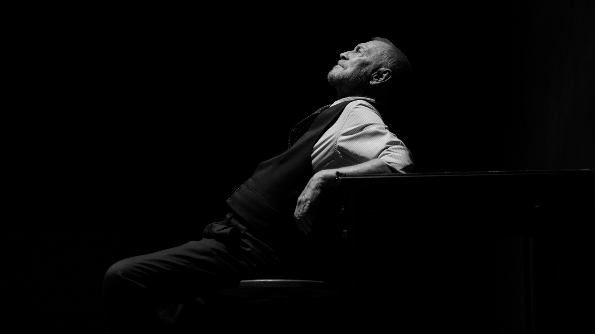 Teatropersona, Il costruttore Solness, 2019, regia, scene, luci, costumi di Alessandro Serra; foto di Alessandro Serra Teatropersona, Il costruttore Solness, 2019, regia, scene, luci, costumi di Alessandro Serra; foto di Alessandro Serra
