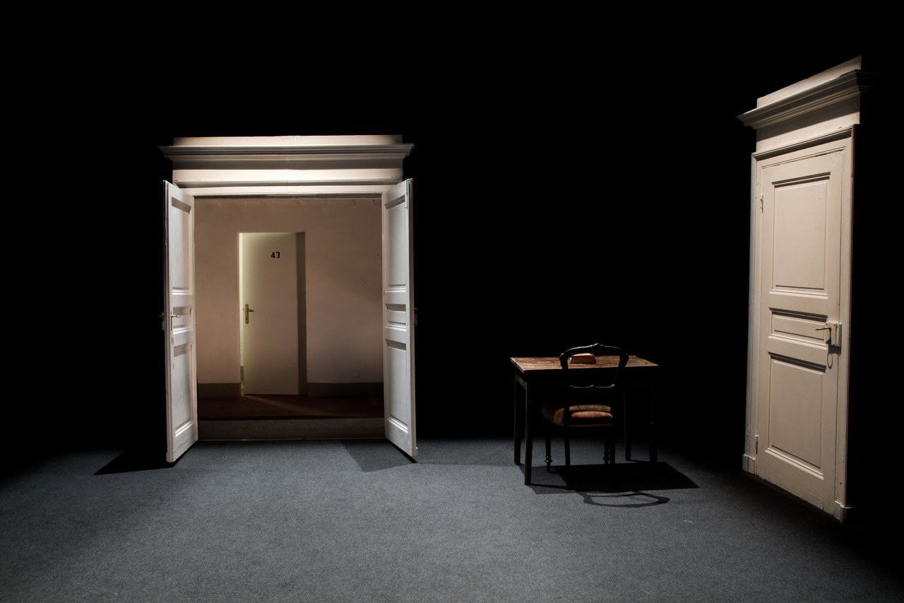Teatropersona, AURE, 2011, drammaturgia, regia, scene, luci di Alessandro Serra; foto di Alessandro Serra Teatropersona, AURE, 2011, drammaturgia, regia, scene, luci di Alessandro Serra; foto di Alessandro Serra