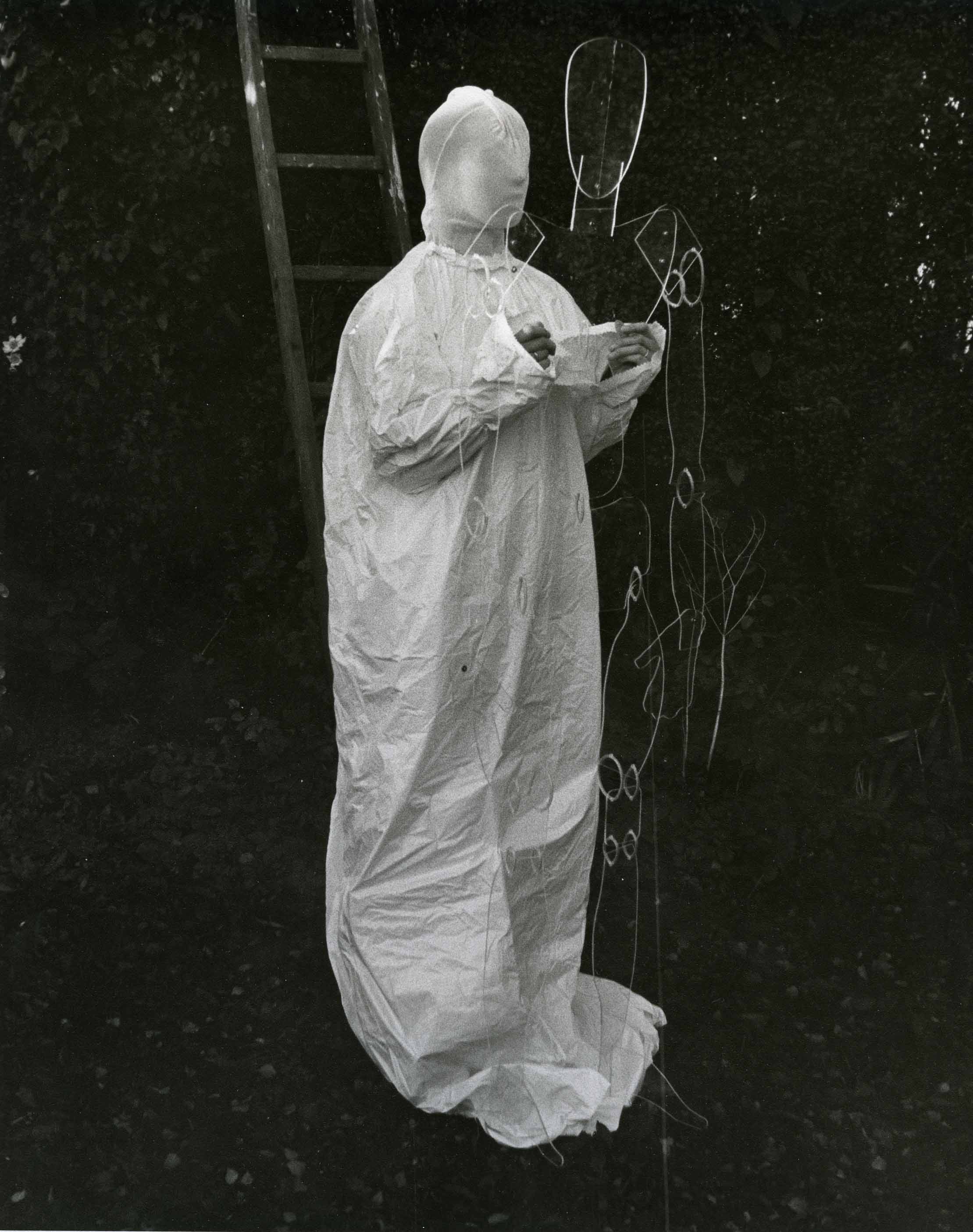Fig. 1 Elaine Shemilt, iamdead, 1974, photograph from the set. Courtesy of the artist Fig. 1 Elaine Shemilt, iamdead, 1974, photograph from the set. Courtesy of the artist