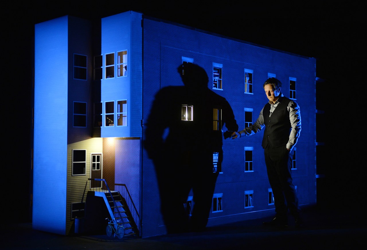 887, regia di Robert Lepage, © Erik Labbe 887, regia di Robert Lepage, © Erik Labbe