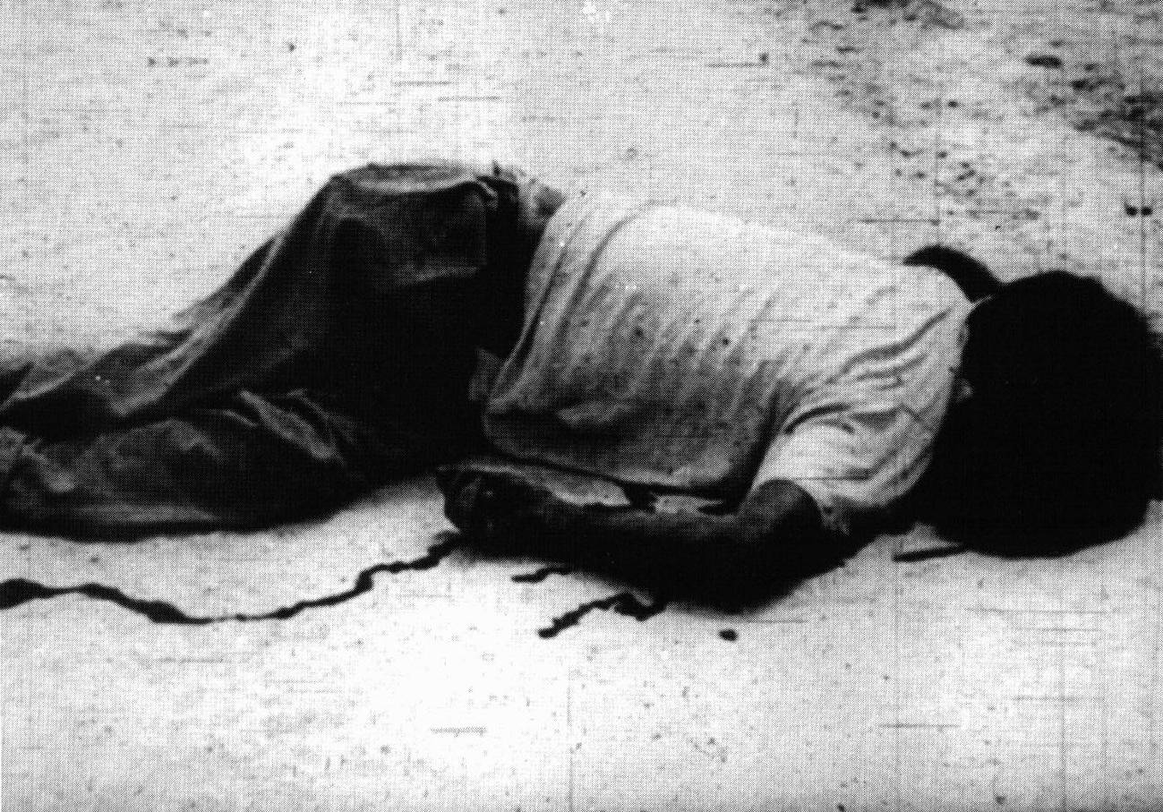 Fotogramma della sequenza sulla Rivoluzione cubana nel film La rabbia di Pier Paolo Pasolini, 1963 Fotogramma della sequenza sulla Rivoluzione cubana nel film La rabbia di Pier Paolo Pasolini, 1963