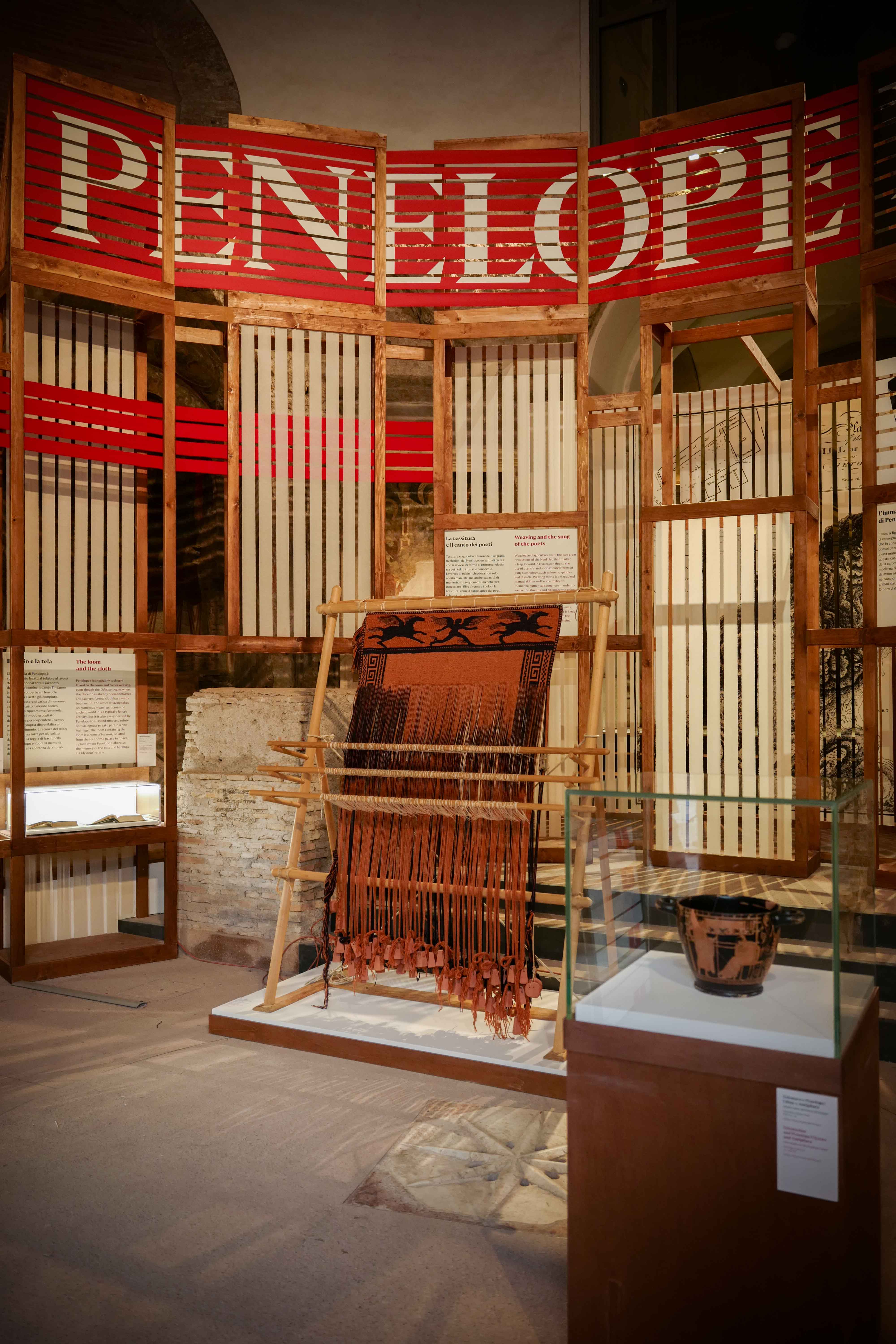 Fig. 1 Allestimento della mostra Penelope, a cura di Alessandra Sarchi e Claudio Franzoni (Roma, Parco archeologico del Colosseo, 19 settembre 2024-19 gennaio 2025). Foto di &copy;Studio Zabalik &copy;Electa

