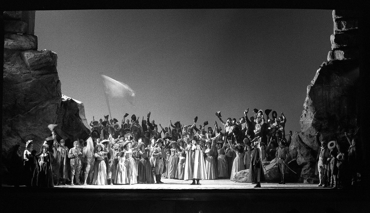 Fidelio, regia di Giorgio Strehler, 1990, Foto Lelli e Masotti © Teatro alla Scala di Milano Fidelio, regia di Giorgio Strehler, 1990, Foto Lelli e Masotti © Teatro alla Scala di Milano
