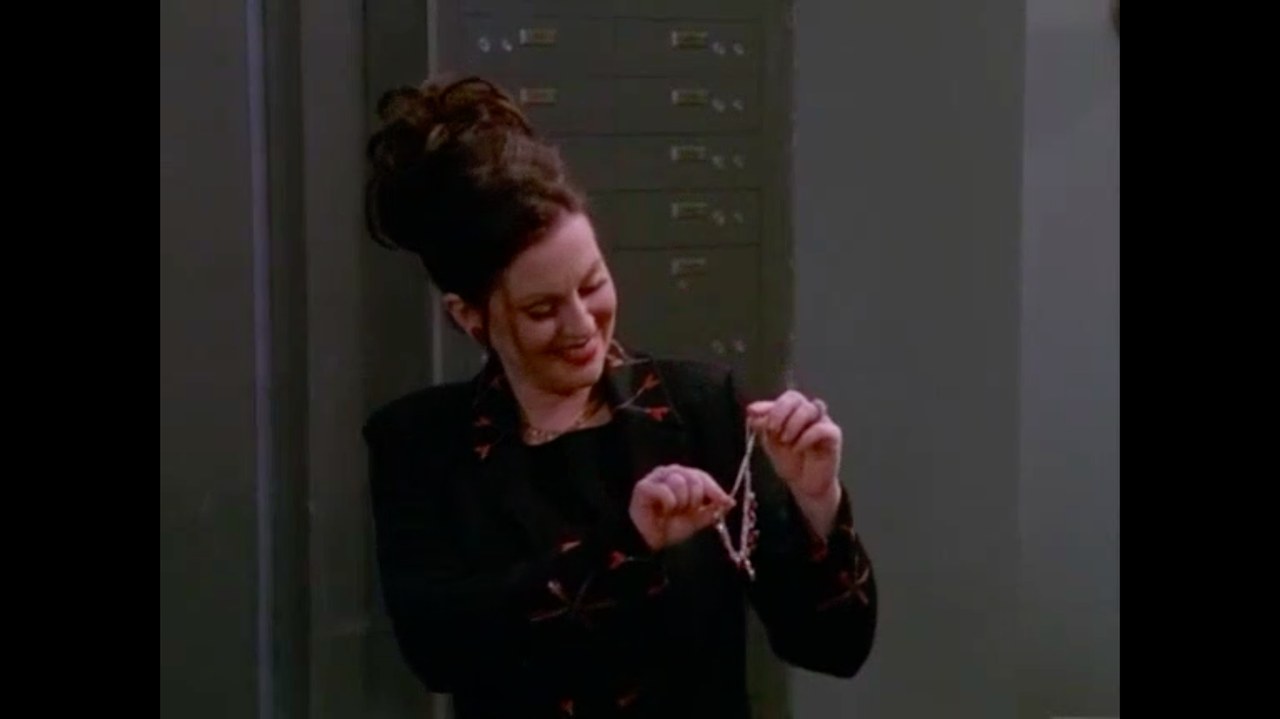 Season 3, episode 14 (11’32’’) Season 3, episode 14 (11’32’’)