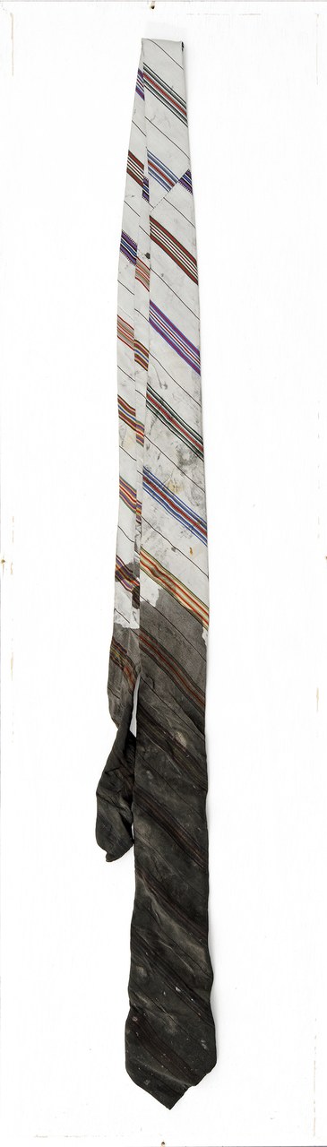 Nam June Paik, Zen for Head, 1962. Necktie used for the realisation of La Monte Young’s Composition 1960 #10 (Draw a straight line and follow it). Collection of the Kunstmuseum Wiesbaden. © Museum Wiesbaden and Nam June Paik Estate