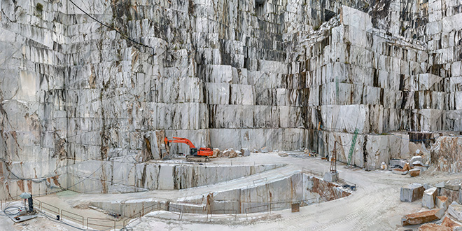 Edward Burtynsky, Carrara, ANTROPOCENE - L'epoca umana (art-vibes.com)