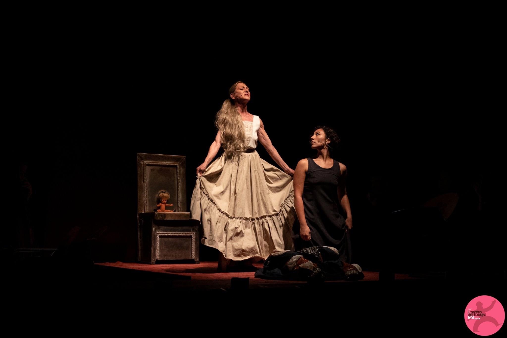 Insight Lucrezia ©Eduardo De Matteis Insight Lucrezia ©Eduardo De Matteis