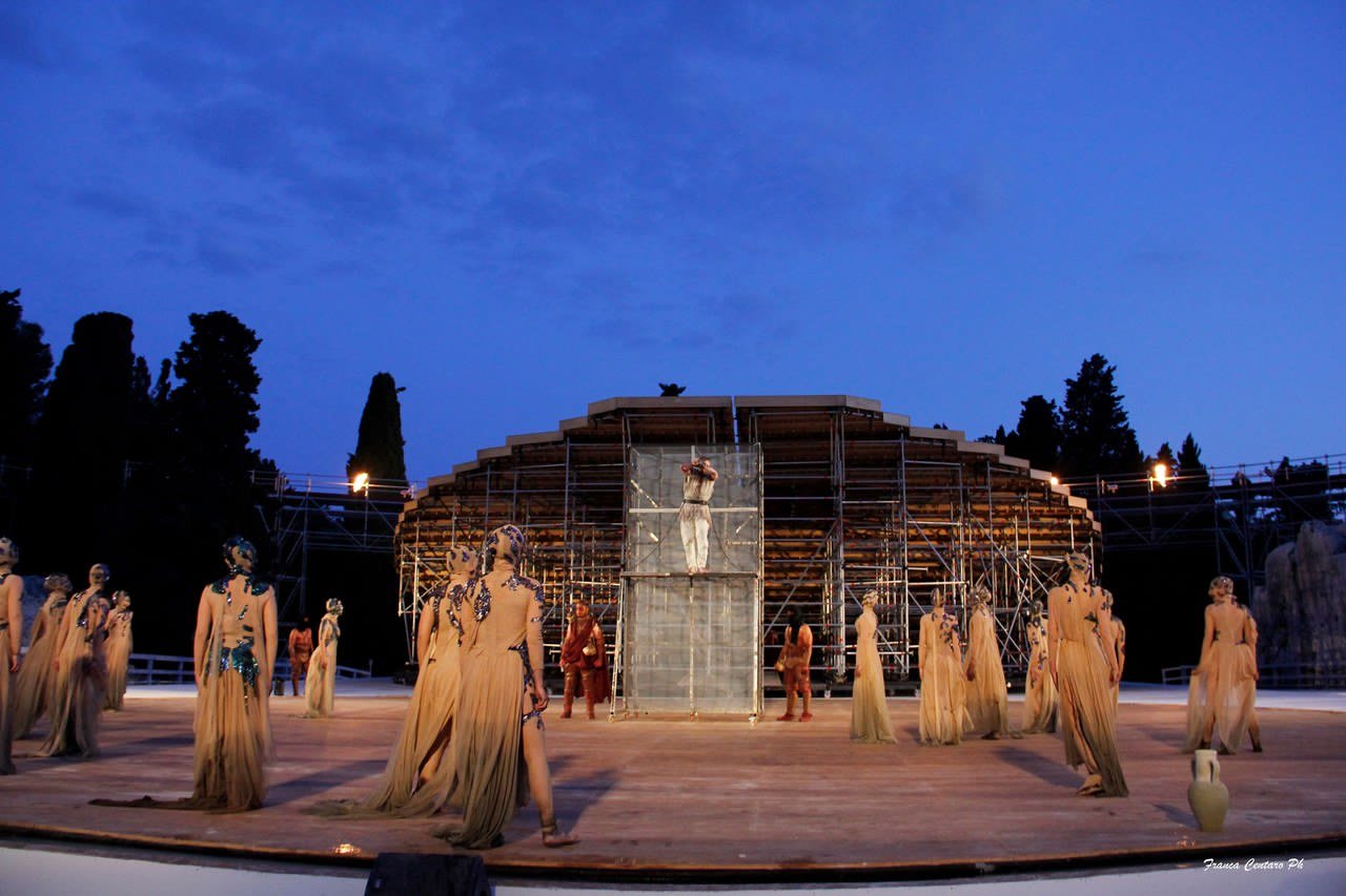 Claudio Longhi, Prometeo Incatenato, 2012. Foto di Franca Centaro. AFI Archivio Fondazione INDA Siracusa