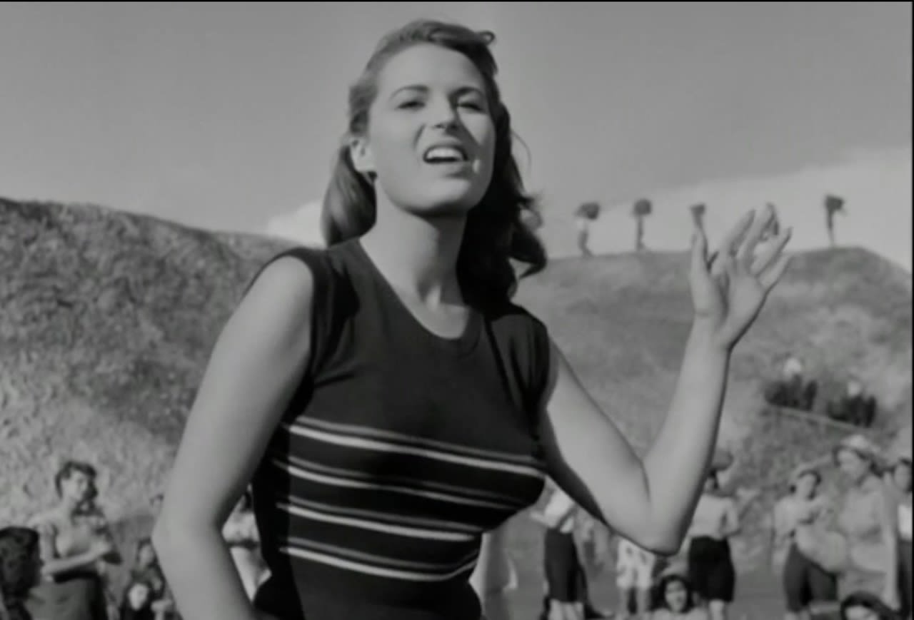 Silvana Mangano in Riso amaro (1948) di G. De Santis – screenshot da terzi Silvana Mangano in Riso amaro (1948) di G. De Santis – screenshot da terzi
