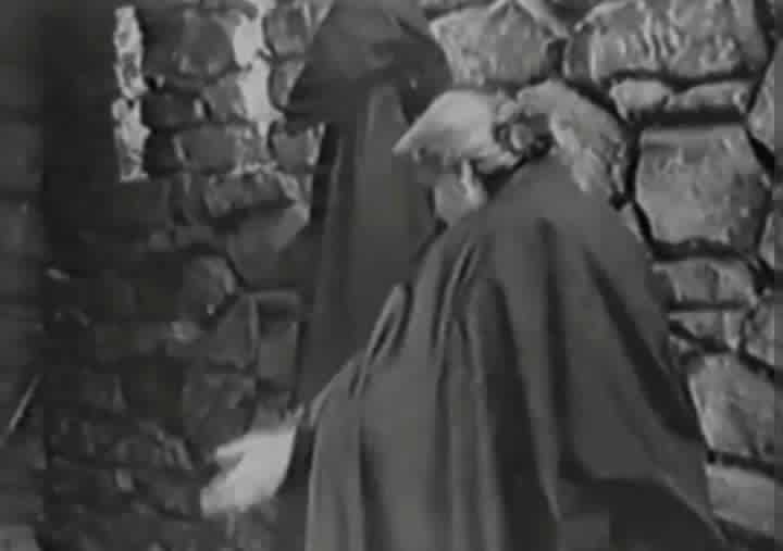  Eleonora Duse nel film Cenere, 1916. Screenshot da terzi.