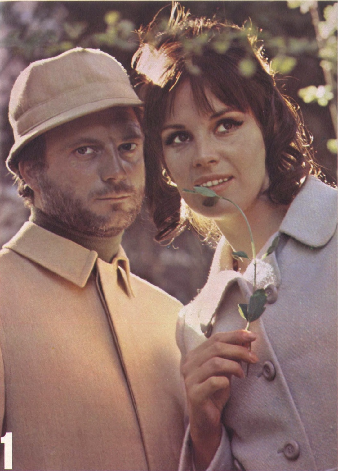 Franco Interlenghi e Antonella Lualdi posano in un servizio fotografico per la rivista Playmen, 1968