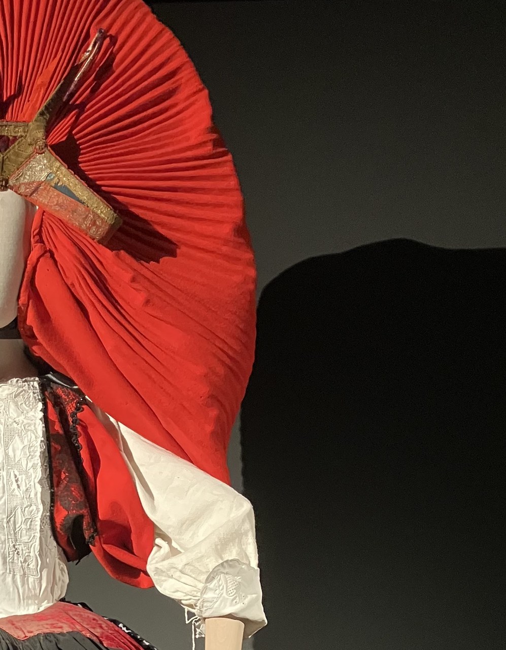 ‘Nakano Takeisha’ [La donna guerriera appartiene alla roccia]