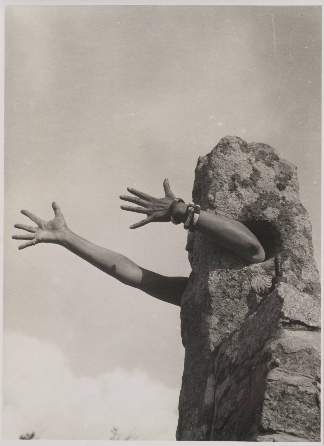 Claude Cahun, Je tends les bras, 1931-1932