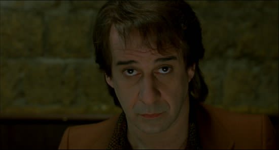 Toni
Servillo nel film L’uomo in più di Paolo Sorrentino, 2001