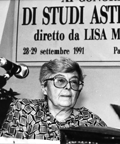 Fig. 4: Lisa Morpurgo durante un congresso di studi astrologici, Archivio privato Lisa Morpurgo, 1991
